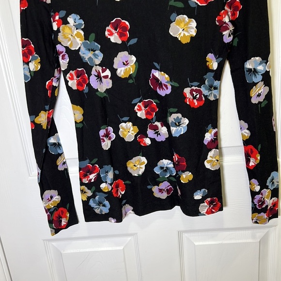 Ann Taylor turtleneck, size extra small - Picture 4 of 10